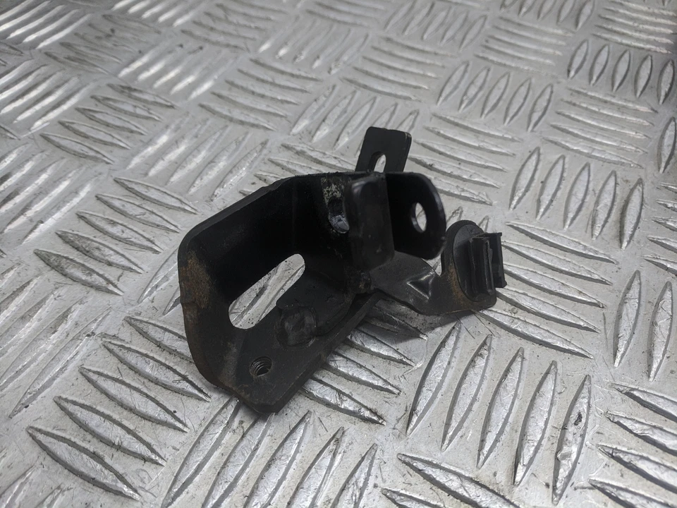 Soporte superior Ford Focus Ghia MK2 2007 EGR Foto 1 de 3