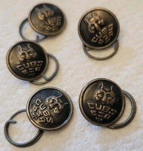 Vintage BOY SCOUTS OF AMERICA Cubs BSA Uniform BUTTON Cub Badge WOLF lot of 5 - Picture 1 of 8