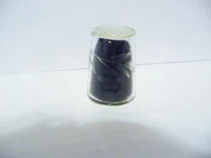 THIMBLE VINTAGE CLEAR GLASS HAND ETCHED BUNCHES OF GRAPES - Picture 1 of 6