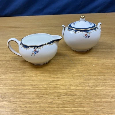 Juego de crema y azucarero vintage Wedgwood Chartley Bone China - Inglaterra Foto 1 de 4