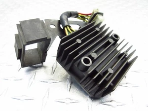 1982 80-82 HONDA GOLDWING GL1100I GL 1100 VOLTAGE REGULATOR RECTIFIER MOUNT OEM - Picture 1 of 11