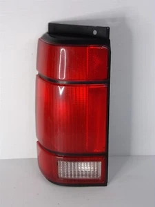Luz trasera izquierda Ford Explorer DS 1991-1994 F37B-13441-BB OEM 91 92 93 94 - Imagen 1 de 8