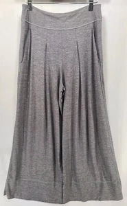 Lululemon Womens 6 Crop Can You Feel The Pleat Pants Heather Gray Wide Leg Soft - Picture 1 of 13