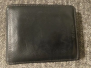 Men’s Fossil Wallet Black - Picture 1 of 3