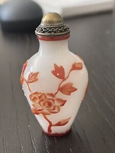 RARE Antique Chinese Peking Glass Hand Carved Flower & Butterfly Snuff Bottle