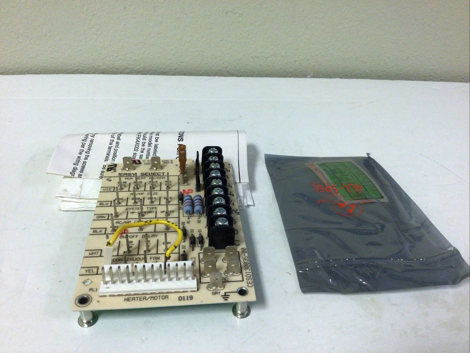 NEW,BRYANT CARRIER BLOWER CONTROL CESO130035-00, FREE SHIPPING - Image 1 of 4