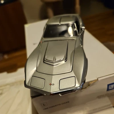 Chevrolet Corvette Cupé Danbury 1970 plata como nuevo 1/24 Foto 1 de 4