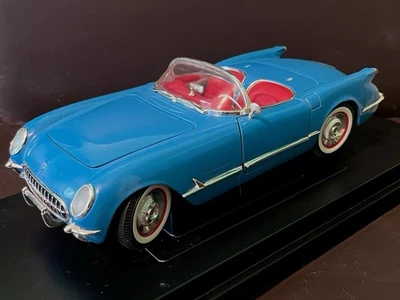 Beautiful 1:24 1955 Blue Chevy Corvette Convertible Franklin Mint Intact Mirror - Image 1 of 4