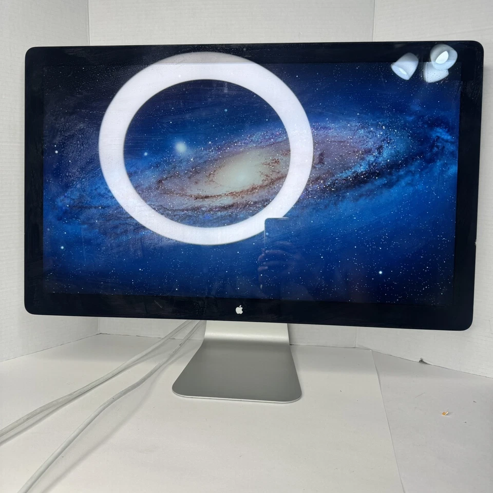 Apple Thunderbolt Display A1407 27" LCD Monitor Very Good Condition - Image 1 of 4