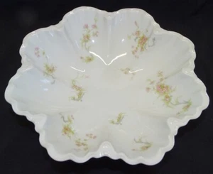 Haviland Limoges France The Princess Schleiger 57a-1 Scalloped Vegetable Bowl - Picture 1 of 5