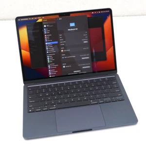 Apple Macbook Air 2022 13" M2 8-Core CPU 8-Core GPU 256GB 8GB Ram Midnight A2681 - Afbeelding 1 van 14