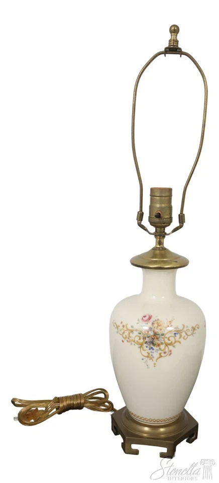 F55020EC: LENOX Floral Decorated Porcelain Table Lamp - Image 1 of 4