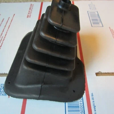 Fits Jeep Dana 300 Transfer Case Shifter Boot 1980 - 1986 CJ5 CJ7 W/ SR4 T4 T5 - Image 1 of 4