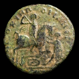Magnencio - GLORIA ROMANORVM (Barbaro) - 18 mm / 2.40 gr. - Imagen 1 de 3