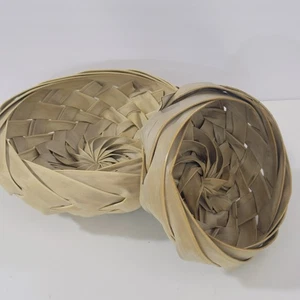 Vintage Set of 2 Handmade Woven Palm Leaf Baskets 11" & 7" Tall Rosette Pattern - Picture 1 of 16