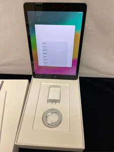 2021 Apple 10,2 Zoll iPad Wi-Fi 64GB - Space Grau (9. Generation) - Bild 1 von 3