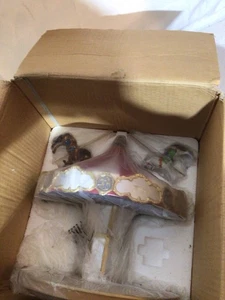 HALLMARK KEEPSAKE CAROUSEL DISPLAY WITH 2 HORSES NEW IN BOX - Picture 1 of 8