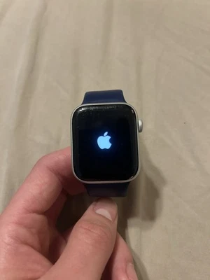 Apple Watch Se 44mm Aluminum & Ceramic Case - Used  - Image 1 of 4