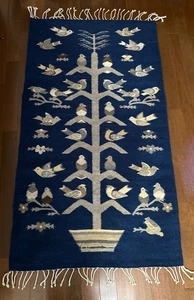 Tappeto kilim vintage tessuto a mano pittorico arazzo lana da appendere albero uccellini - Foto 1 di 8