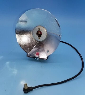 National Folding Flash Unit with Cable & expired battery - Image 1 of 4