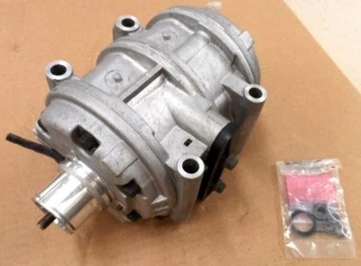 NOS 1981 - 1988 Lincoln Town Car and Mark AC Compressor E7VY-19703A - Image 1 of 4