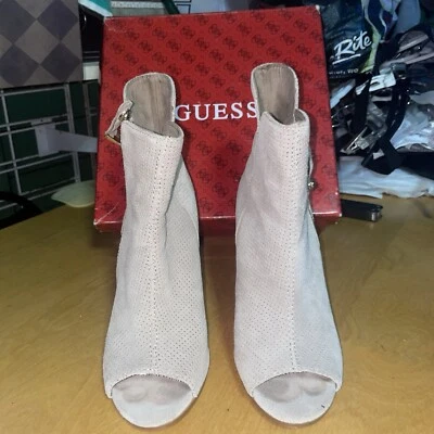 Guess Botas Mujer 7.5 Peep Toe Tacones Botines Beige Gamuza Cremallera Lateral Informales Foto 1 de 4
