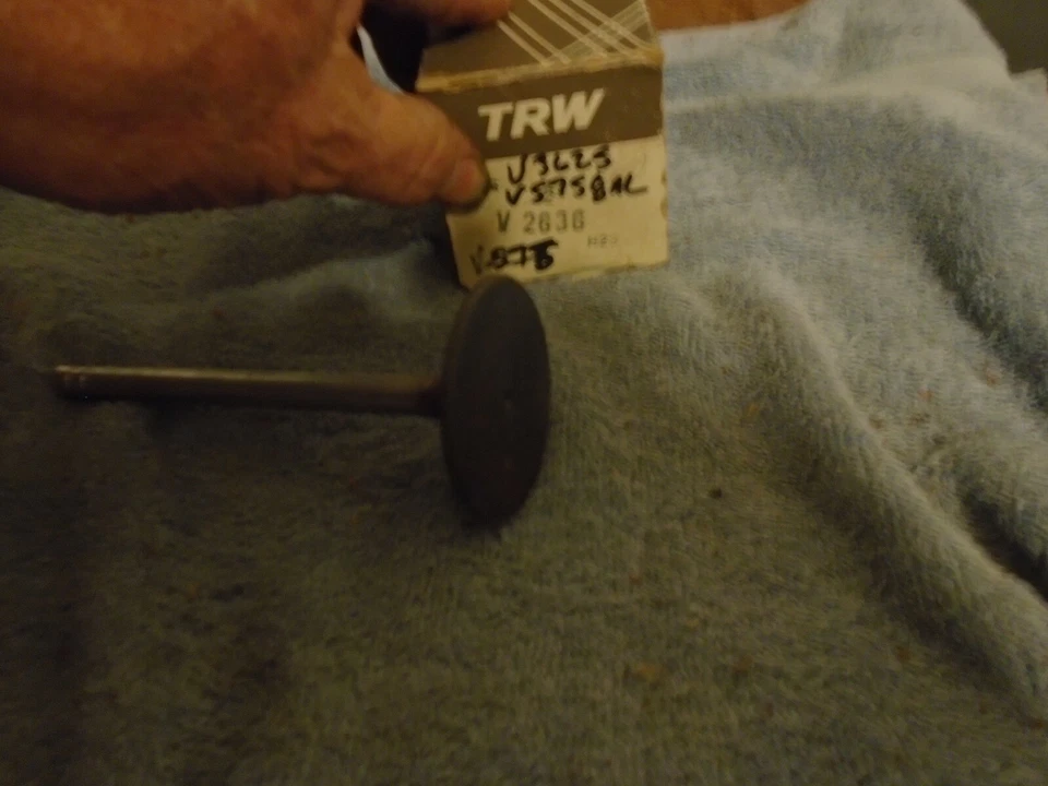 Клапан двигателя trw v2636 подходит для двигателя gmc pontiac 350 400 — 1 впускной коллектор - Изображение 1 из 1