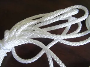 48" 2,7 mm BIANCO CORD LOOP HUNTER ADATTO A TUTTE LE MARCHE CELLULARE & PIEGHETTATO 2,7 mm - Foto 1 di 18