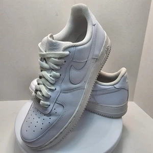 Nike Air Force 1 Sneakers Men's Size 9.5 Triple White Shoes AF1 CW2288-111 - Picture 1 of 9