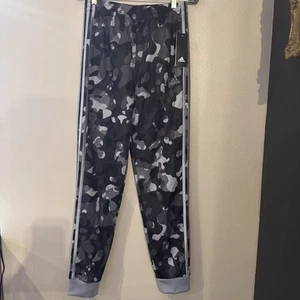 Adidas Boys Youth  Camo Jogger Pants Size L Large (14-16) - Picture 1 of 9