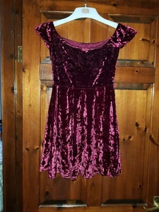 Ex-Branded-Burgundy Velvet Off The Shoulder Short Dress - size 10 - Picture 1 of 6