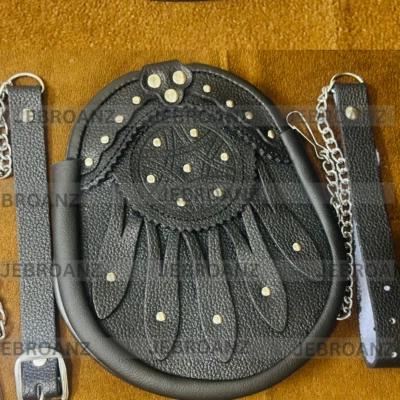 KILT SPORRAN JACOBITE BLACK LEATHER 5-LEAF CELTIC DESIGN HIGHLANDWEAR FOR KILTS - Image 1 of 4