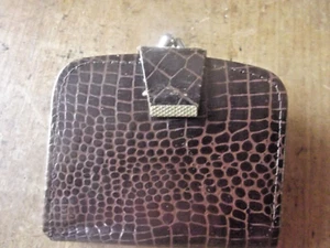 Vintage 1960s / 1970s Small Top Quality Leather Ladies Purse. - Picture 1 of 6