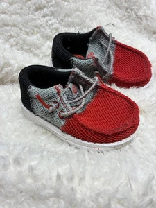 Hey Dude Wally Shoes Toddler Size 6 Red Gray Black Knit Slip-On Lightweight Moc - Picture 1 of 17