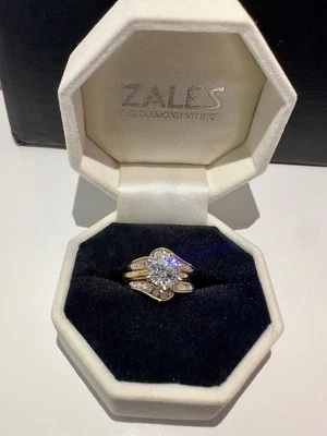 Zales 1.51 ct Diamond Bridal Set – 18K Yellow Gold – IGI Certified - Image 1 of 3