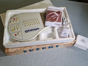 Suzuki OMNICHORD OM-27 completamente revisionata da Omnichord Heaven - storia interessante - Foto 1 di 12