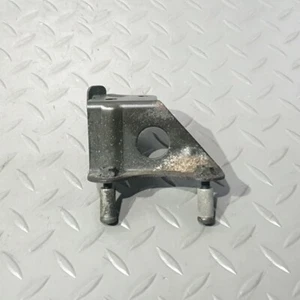 ♻️ Kawasaki ZZR 600 ZX600 1994 - 2002 Seat Lock Mounting Bracket ♻️ - Picture 1 of 6