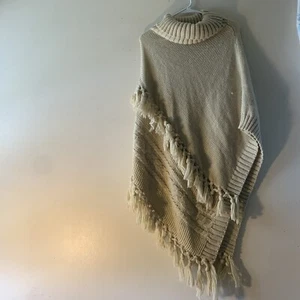 Steve Madden OSFM Acrylic Poncho Western Festive - Picture 1 of 6