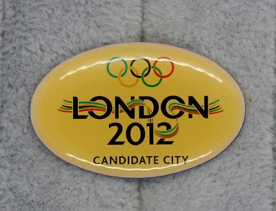 London bid for the 2012 Summer Olympics pin badge - Image 1 of 3