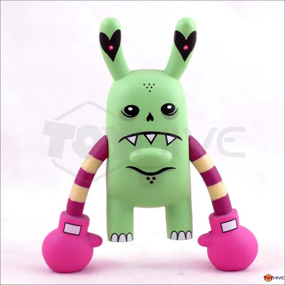 Kidrobot Heroes and Heartbreakers Boxin Bunny vinyl figure by Ryan Bubnis Chase - Image 1 of 2