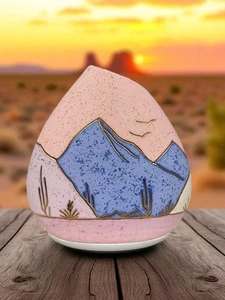 Jarrón Rainbow Way Ltd Arts Of The Southwest pastel pintado a mano florero firmado - Imagen 1 de 6