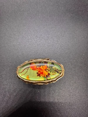 Estuche de pastillas vintage dorado con tapa foral Foto 1 de 4