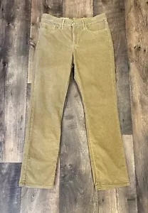 NWT Women’s Levi’s 314 Shaping Straight Corduroy Tan Pants Jeans Mid Rise 31x30 - Picture 1 of 10