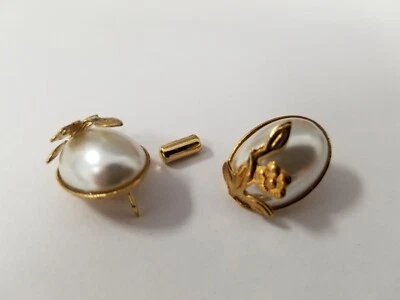 Vintage Gold-Tone PEARL Pin Brooch Lot of 2 TUZ2503 - Image 1 of 2