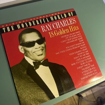 Ray Charles/The Wonderful World /18 Golden Hits LP VINYL - Image 1 of 4