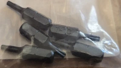 (100 piezas) Broca de inserción de acero WESTWARD 40L594C S2 SAE 1/4" vástago hexagonal T10 1" OAL Foto 1 de 2