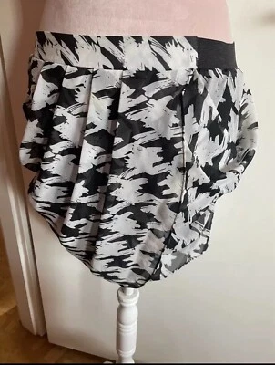 Rock S Silvian Heach Ballonform Topmodisch Taschen - Bild 1 von 4