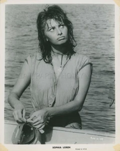 SOPHIA LOREN BOY ON A DOLPHIN 1957 PHOTO ORIGINAL #117 - Afbeelding 1 van 1