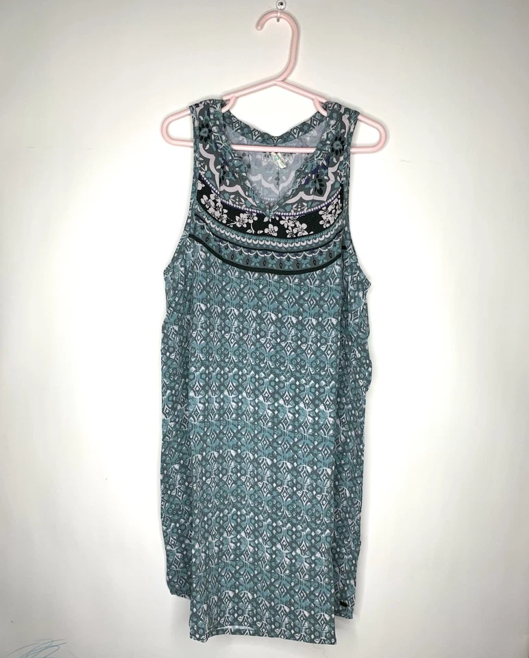 Vestido recto O’Neill verde boho sin mangas para niñas | Niña talla grande L Foto 1 de 3