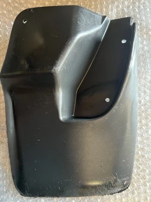 VOLVO 960 GUARDABARROS DERECHO Foto 1 de 3